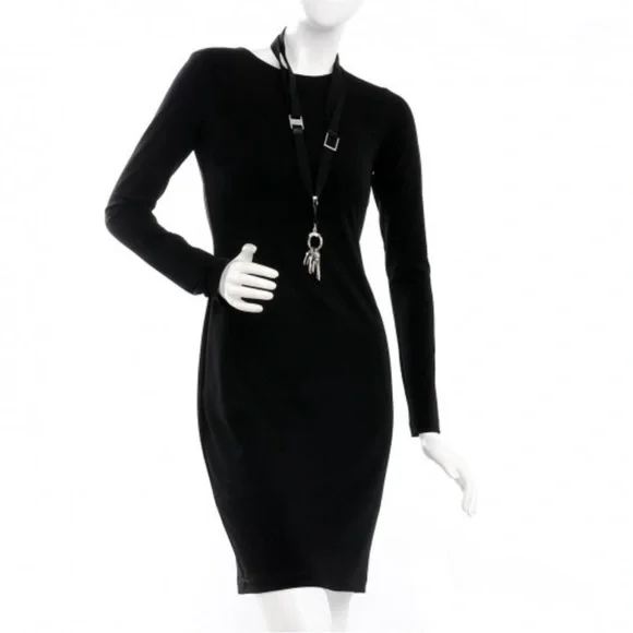 Louis Vuitton Taiga Collier Pochette Cles Neck Strap - Picture 3 of 9